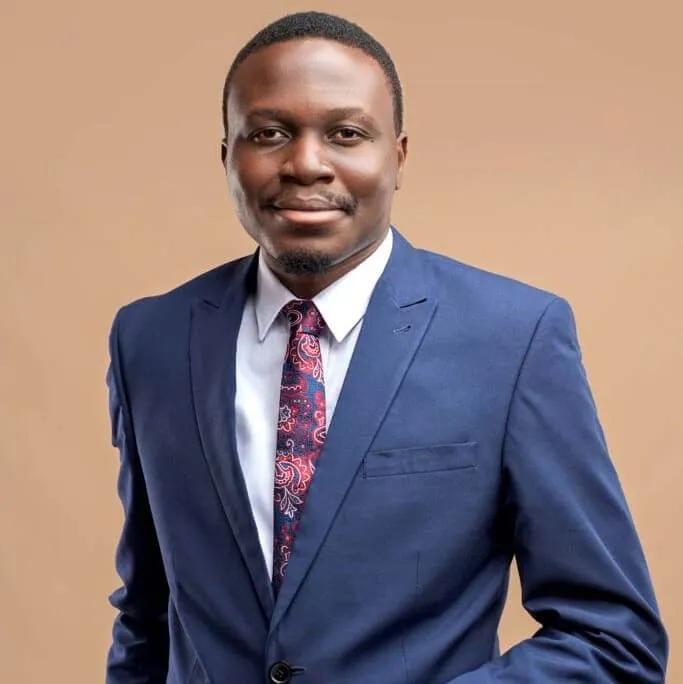 Dr. Atsu Dede Latey headshot